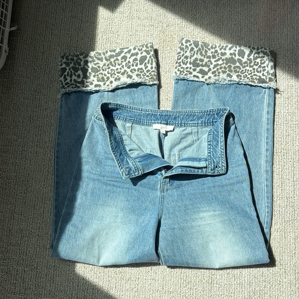 Light Blue Women's Denim Jeans with Leopard Cuff - Picture 2 of 3